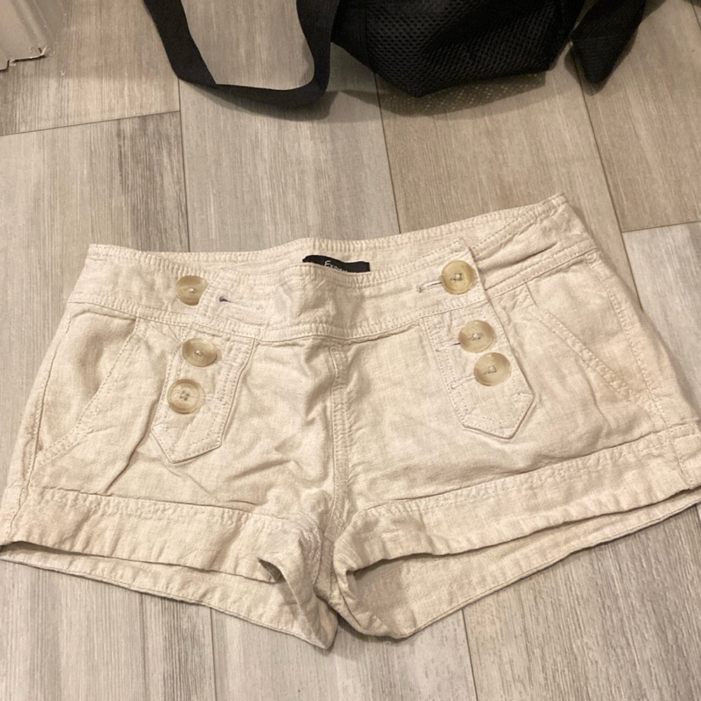 Express khaki shorts